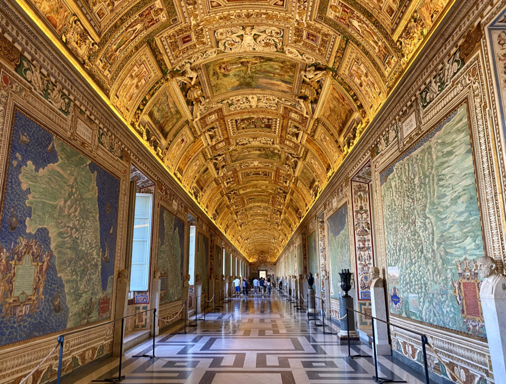 vatican museums, gallery of the maps or gallery of the geographical maps, frescoes 